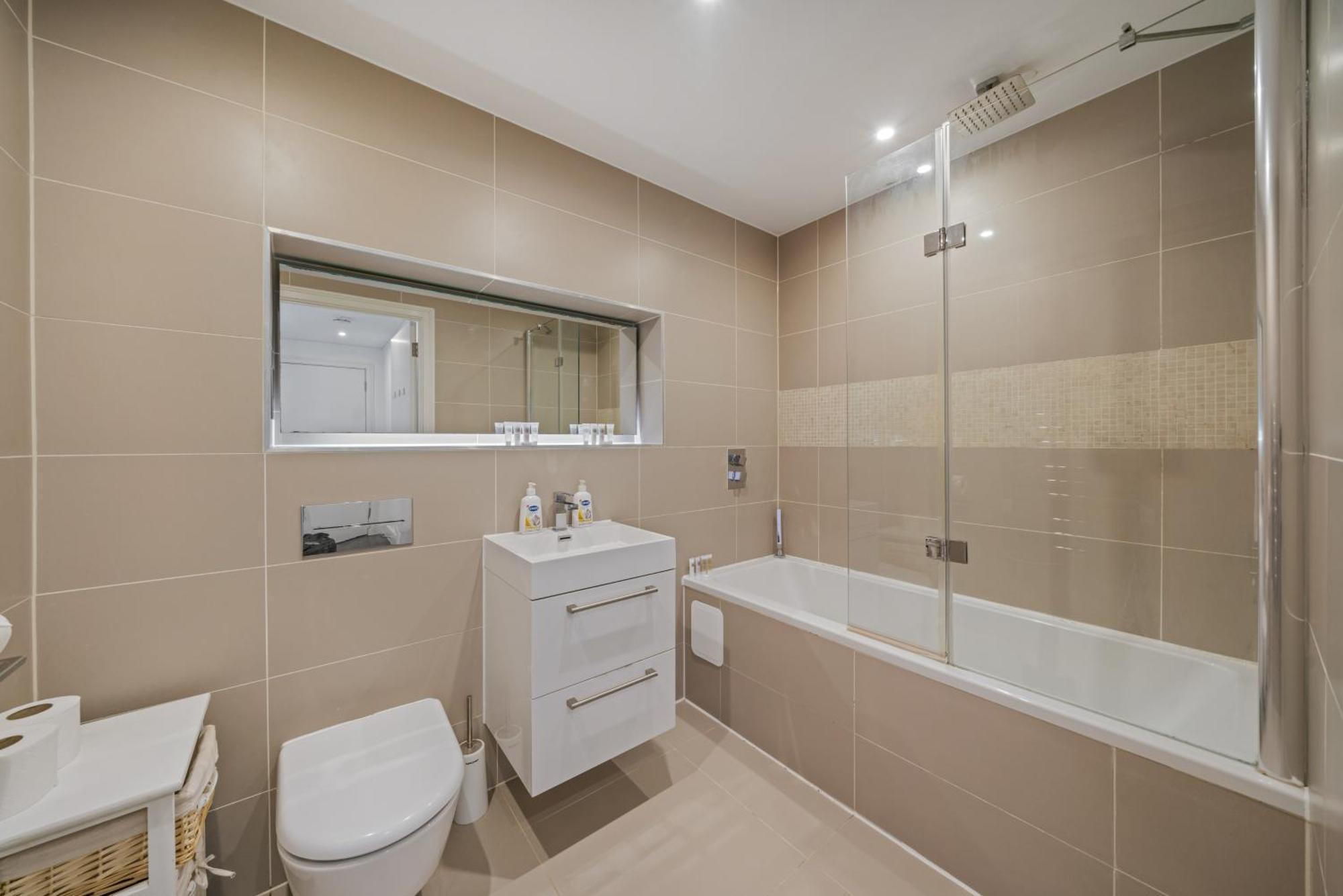 Riverside 1Br With Easy Transport 20Min To City Centre London Exterior foto